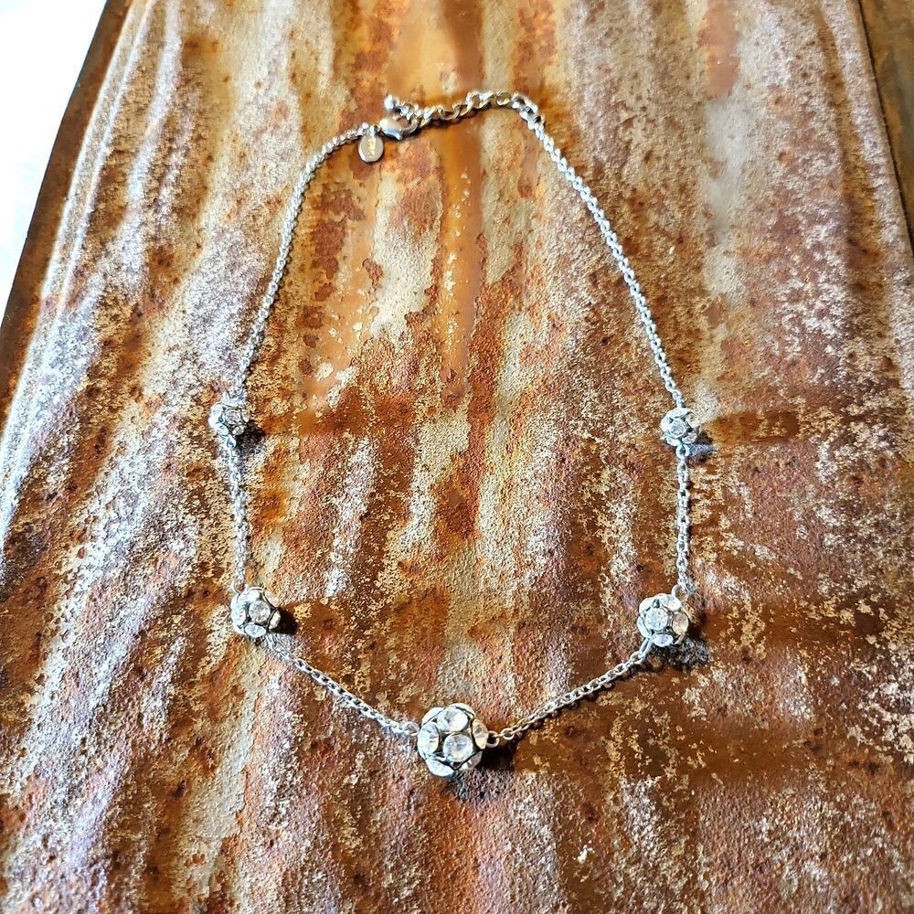 A fabulous necklace with Swarovski crystals all the way around!5 balls aeo brand